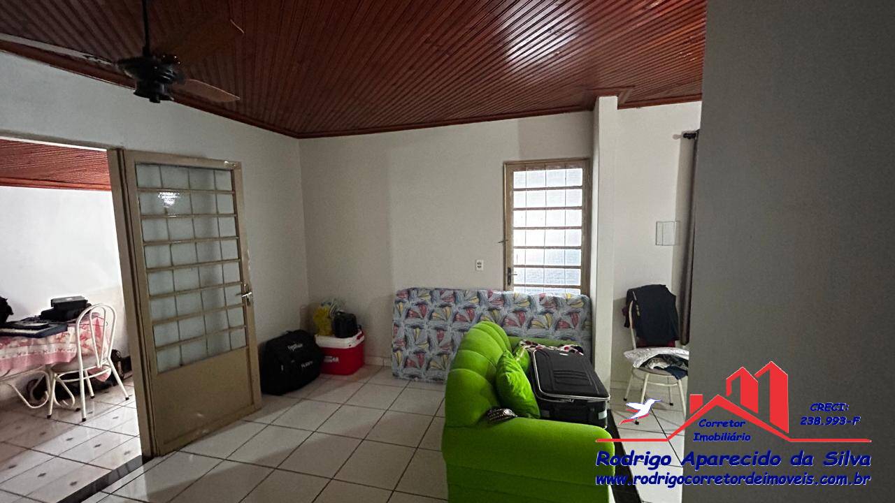 Casa, 2 quartos, 205 m² - Foto 4