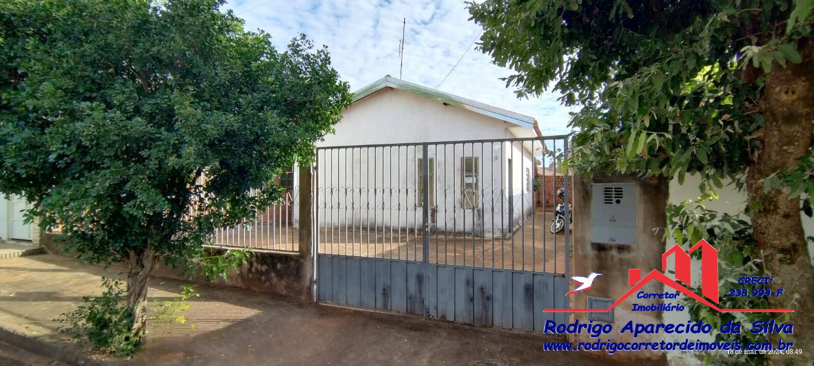 Casa à venda e aluguel com 2 quartos, 232m² - Foto 1