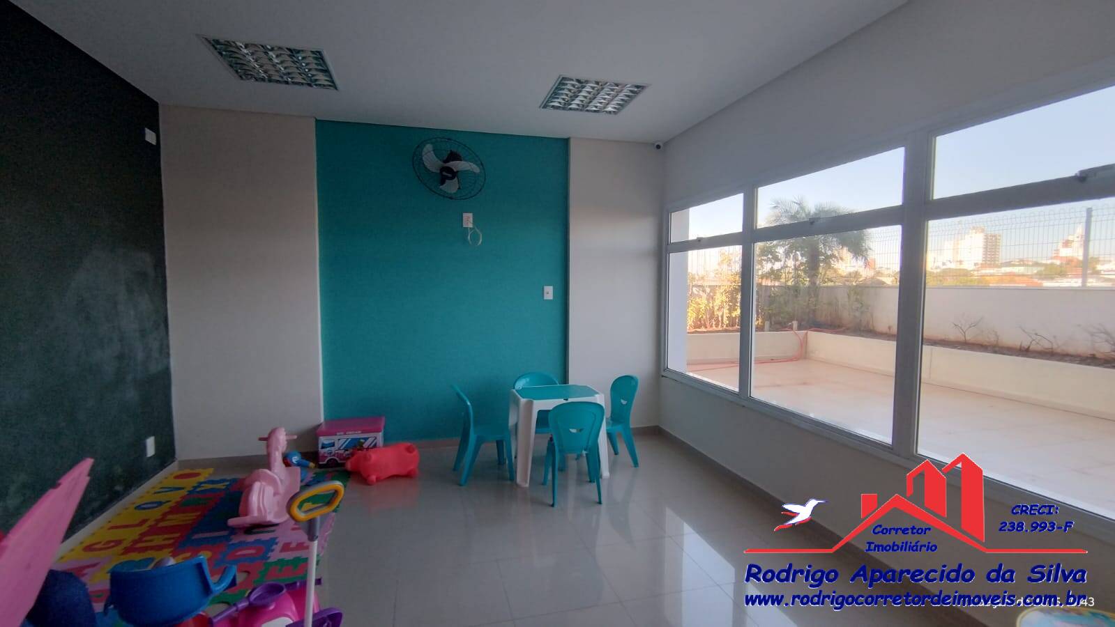 Apartamento à venda com 3 quartos, 128m² - Foto 34