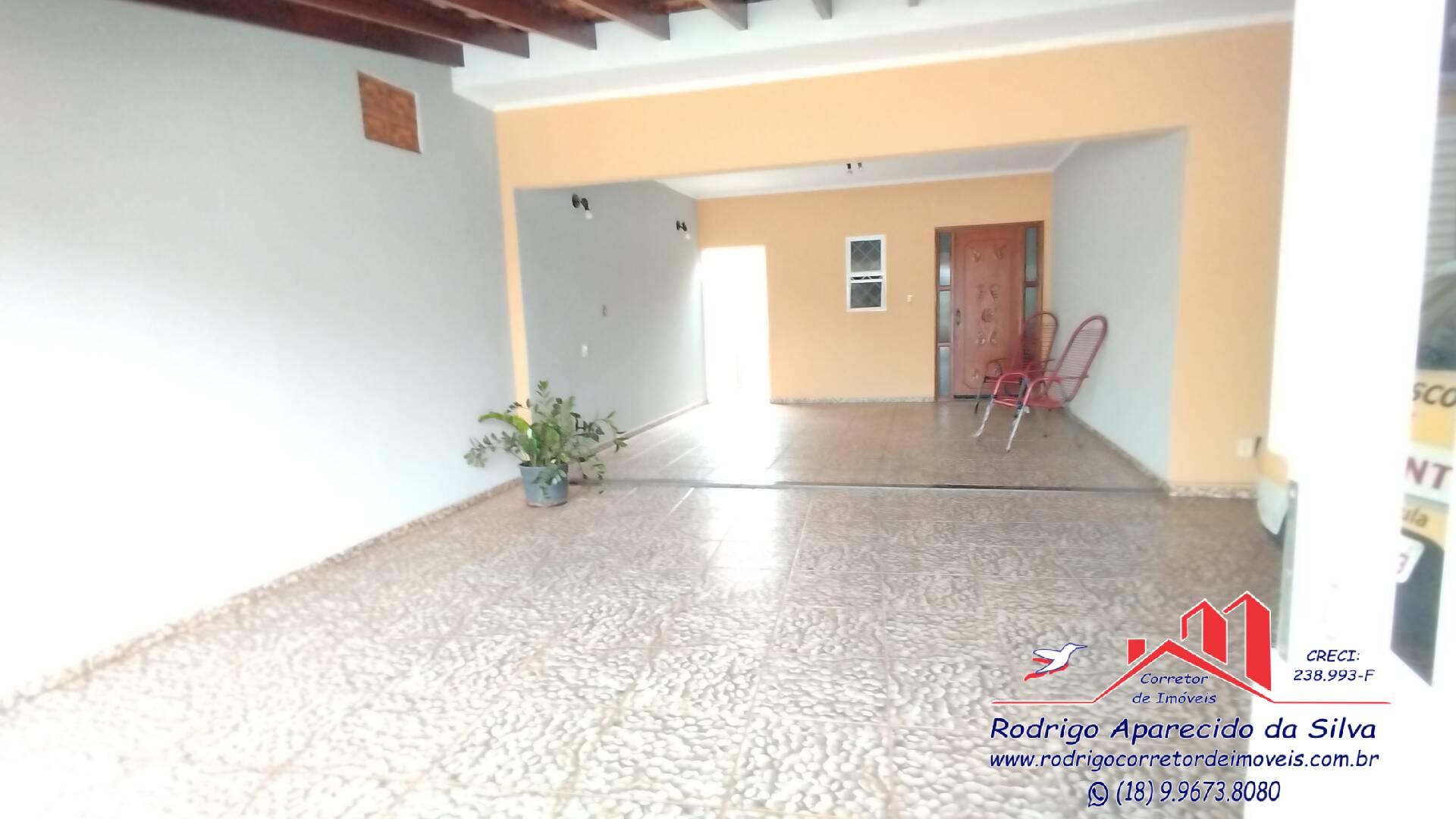 Casa à venda com 3 quartos, 250m² - Foto 3
